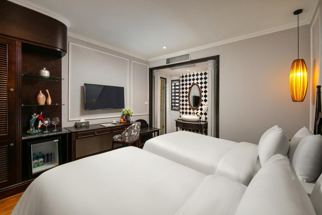 Salute Premium Hotel & Spa ハノイ市 エクステリア 写真