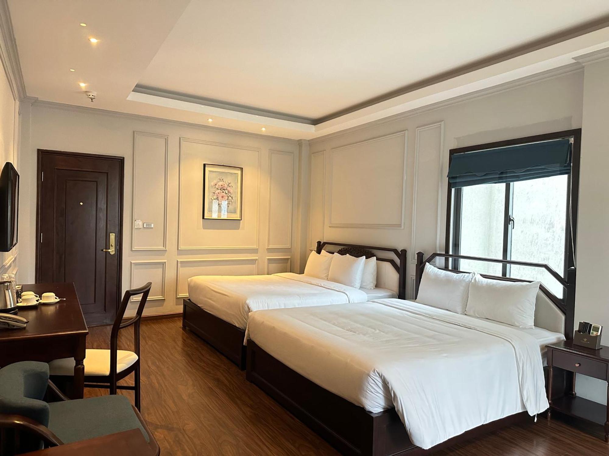 Salute Premium Hotel & Spa ハノイ市 エクステリア 写真