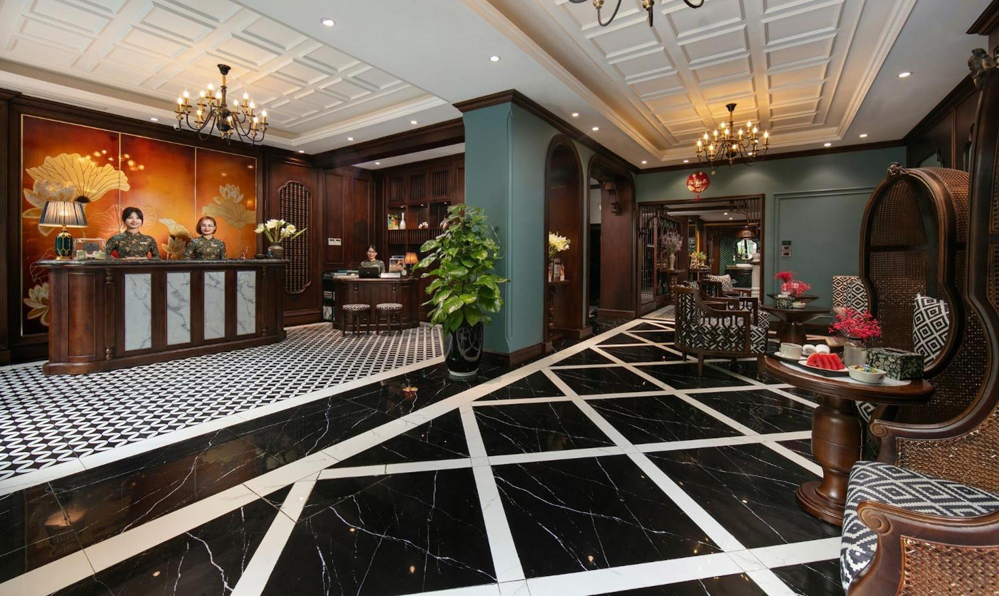 Salute Premium Hotel & Spa ハノイ市 エクステリア 写真